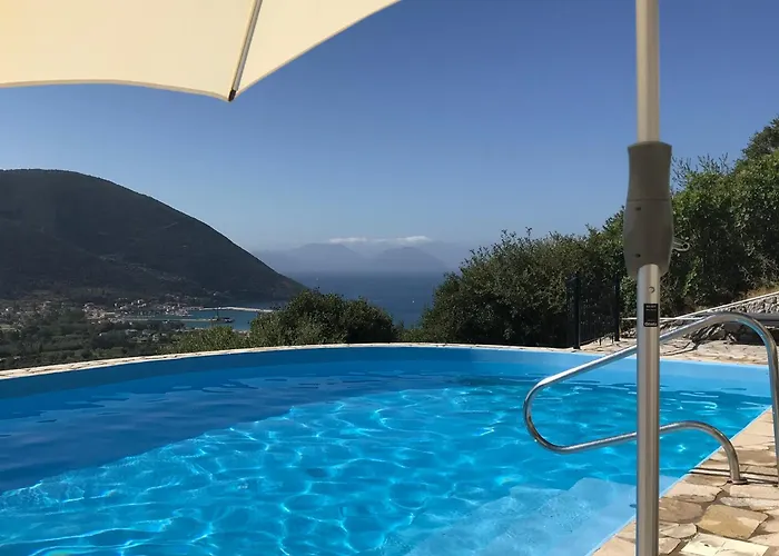 Petros, Vassiliki, Lefkada - 3 Bedrooms, Pool, Stunning Views فيلة *