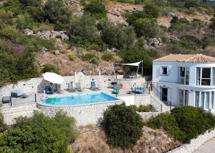 Petros, Vassiliki, Lefkada - 3 Bedrooms, Pool, Stunning Views *