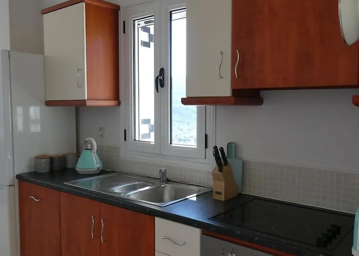 Petros, Vassiliki, Lefkada - 3 Bedrooms, Pool, Stunning Views فيلة