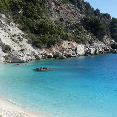 Petros, Vassiliki, Lefkada - 3 Bedrooms, Pool, Stunning Views *