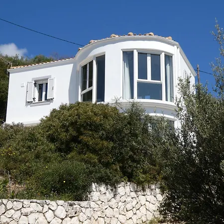 Villa Petros, Vassiliki, Lefkada - 3 Bedrooms, Pool, Stunning Views *