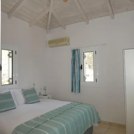 Petros, Vassiliki, Lefkada - 3 Bedrooms, Pool, Stunning Views וילה Pondi