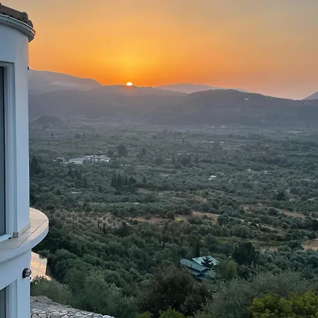 Βίλα Petros, Vassiliki, Lefkada - 3 Bedrooms, Pool, Stunning Views